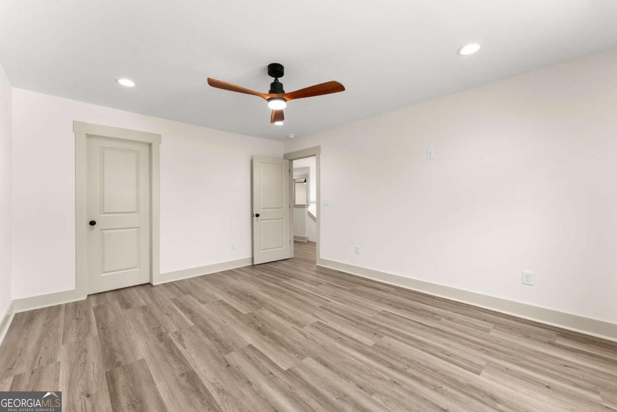 274 HARDMAN Road Clarkesville - 10