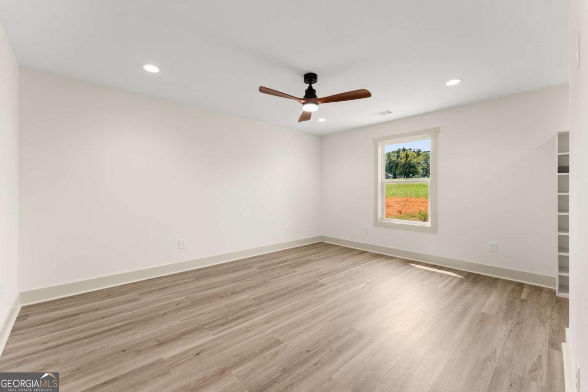 274 HARDMAN Road Clarkesville - 4
