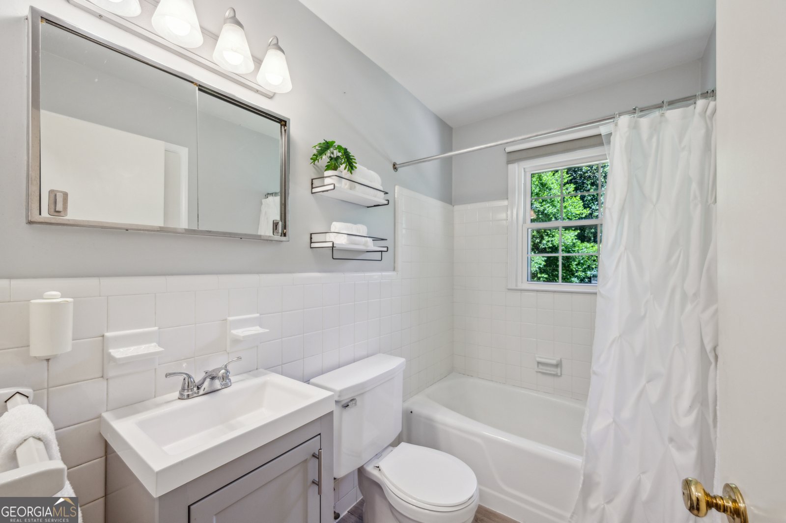 4372 Ashwoody Trail Atlanta - 9