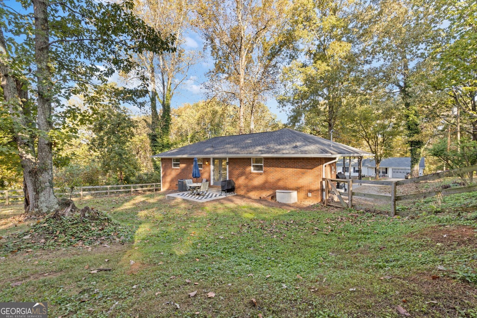 3649 Garden Boulevard Gainesville - 26