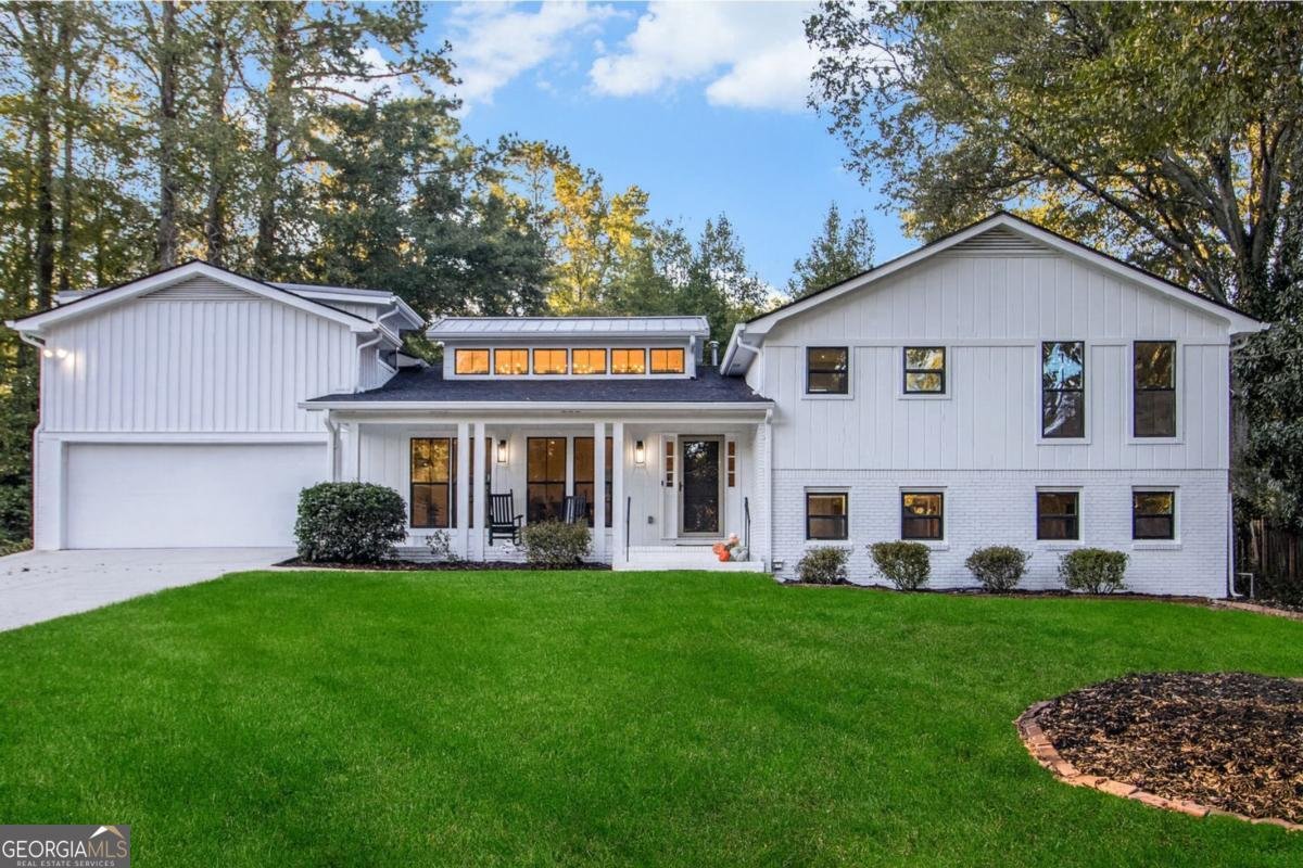 1028 Nancy Creek Drive Brookhaven - 1