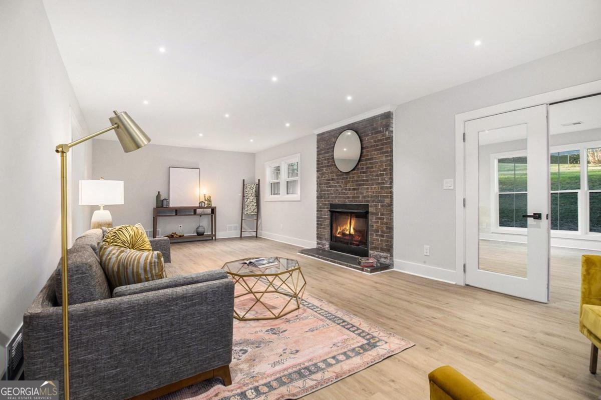 1028 Nancy Creek Drive Brookhaven - 19