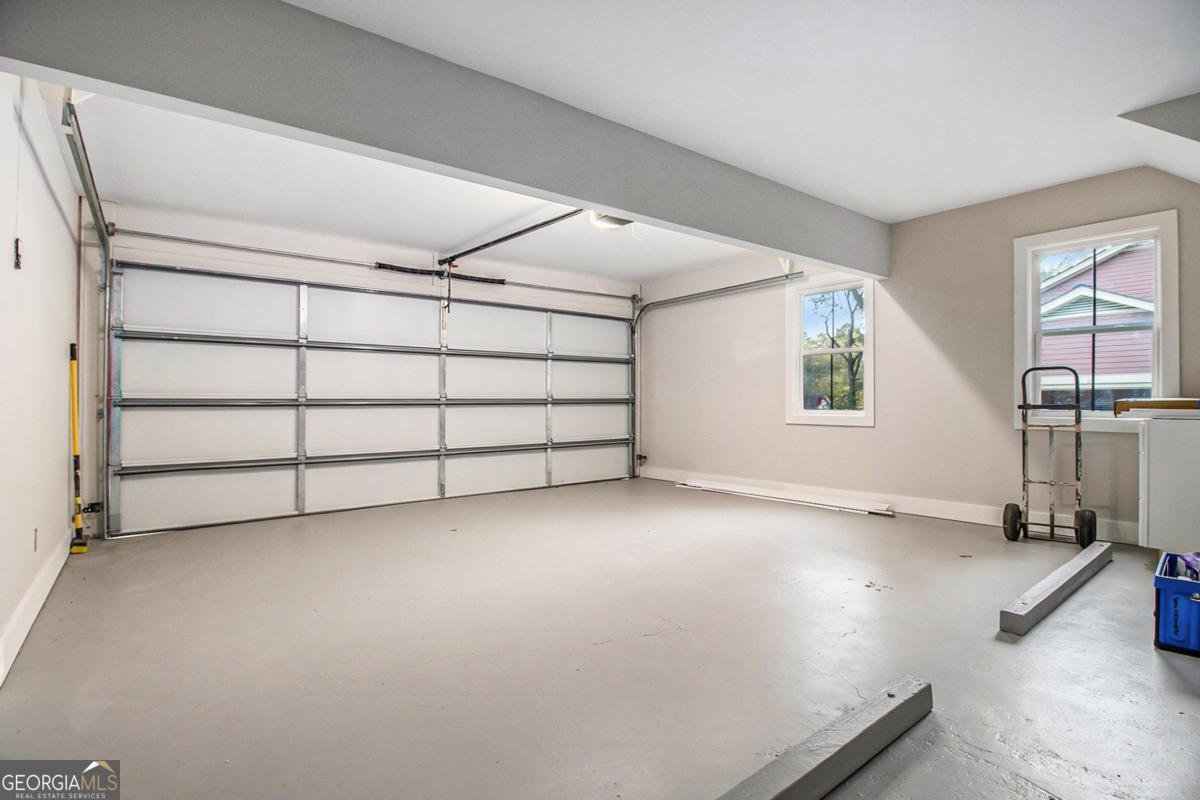 1028 Nancy Creek Drive Brookhaven - 31