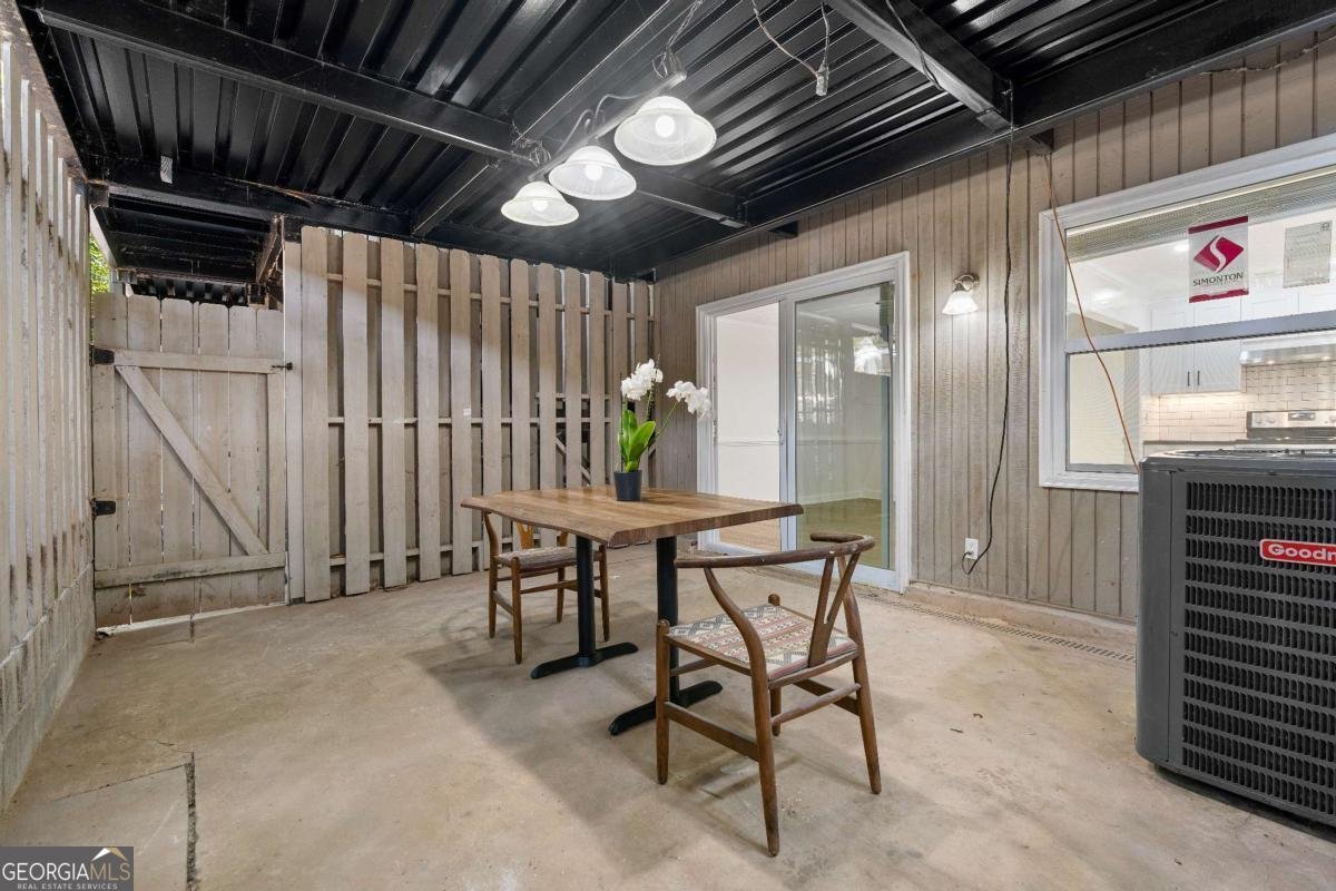 365 Winding River Drive Atlanta - 25