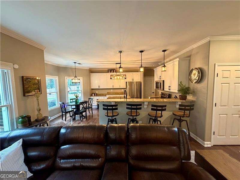 1110 ARYA Drive Roswell - 17