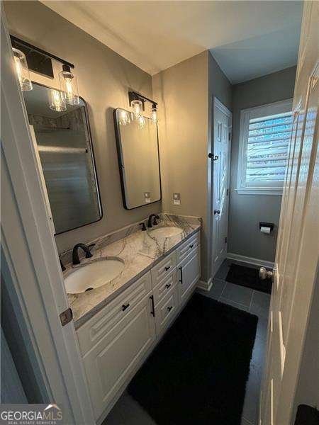 1110 ARYA Drive Roswell - 32