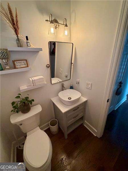 1110 ARYA Drive Roswell - 35