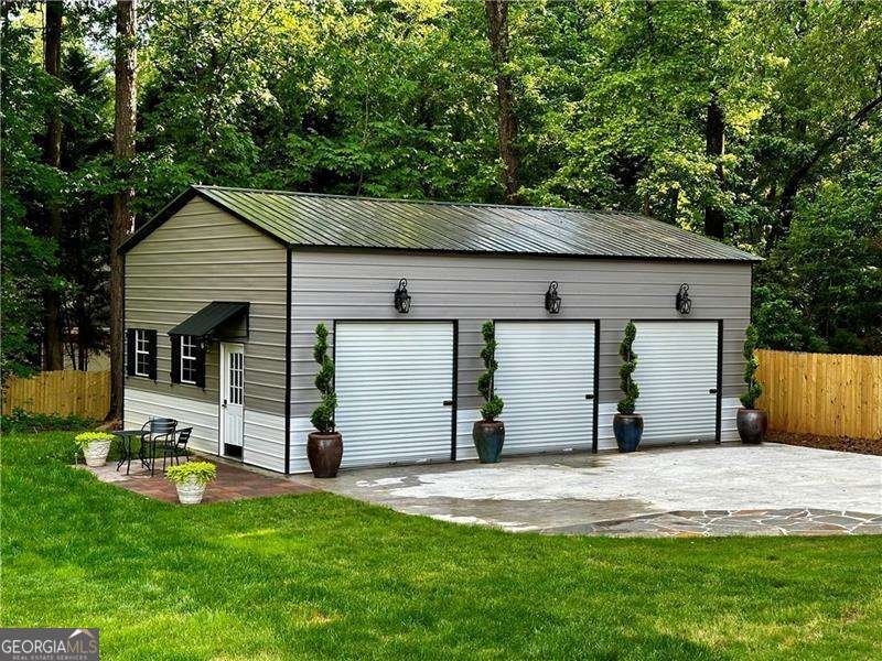 1110 ARYA Drive Roswell - 42