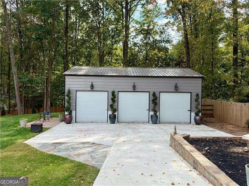 1110 ARYA Drive Roswell - 43