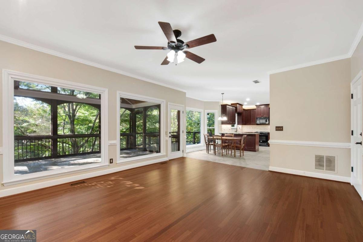 285 Rolling Mist Court Alpharetta - 14