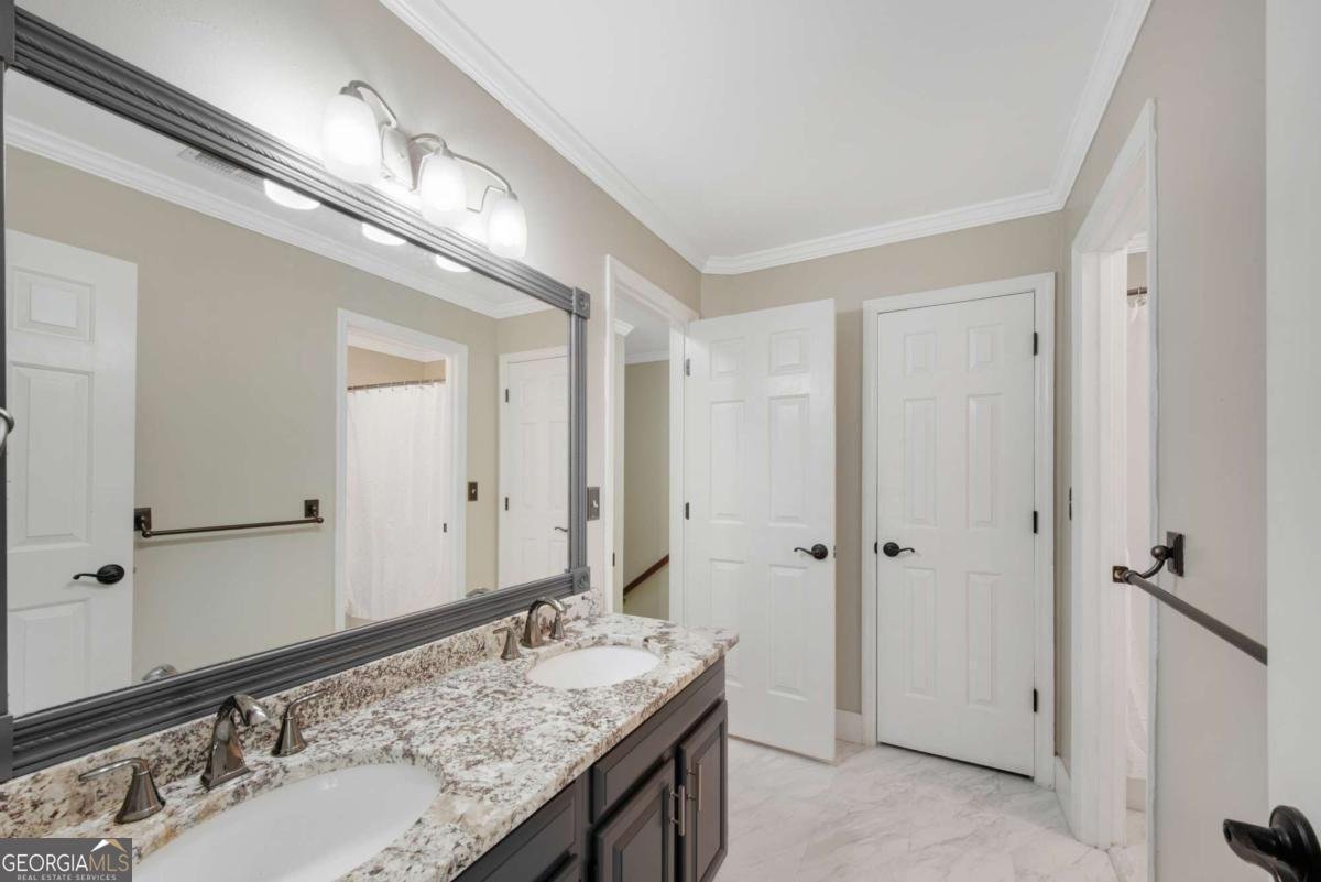 285 Rolling Mist Court Alpharetta - 30