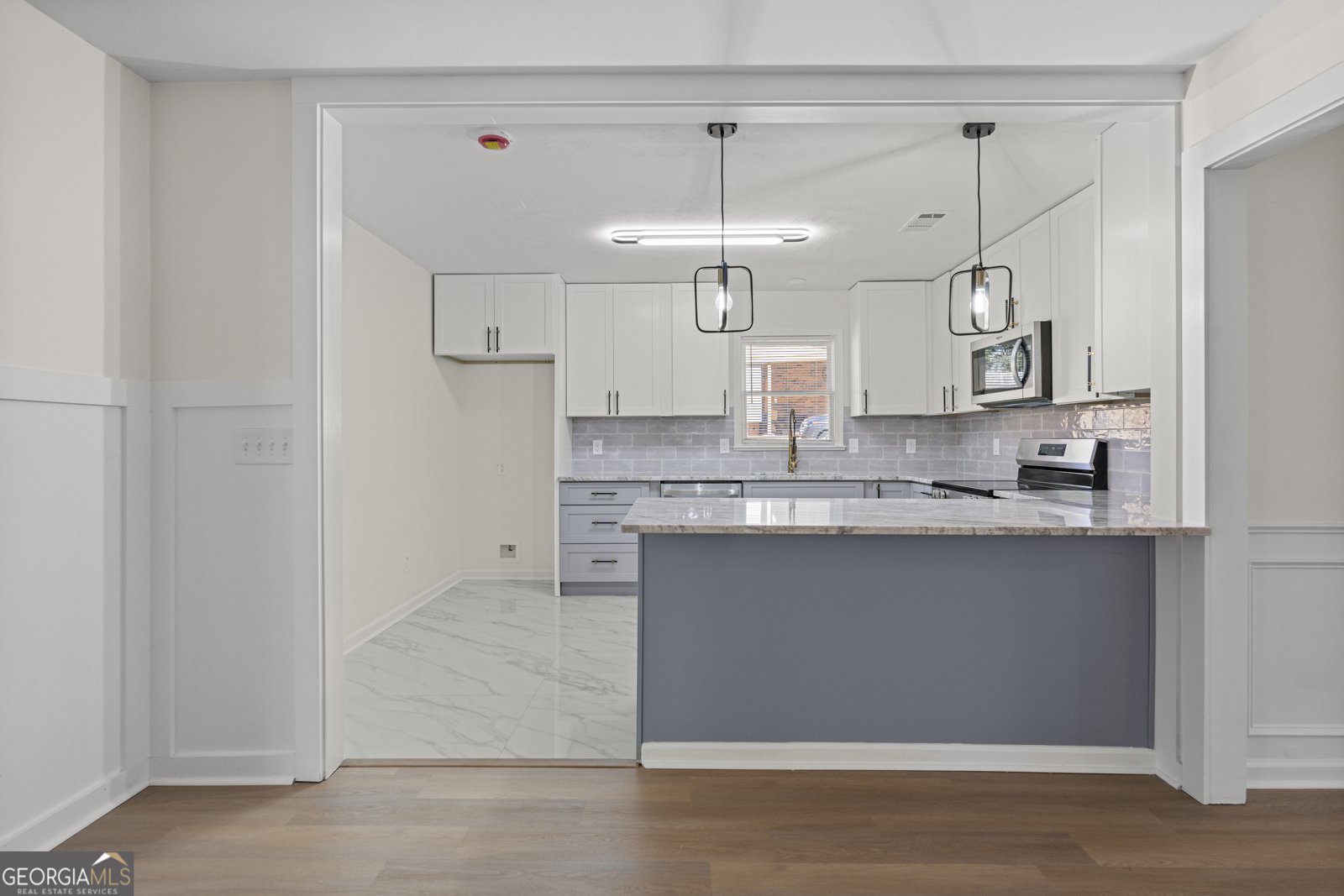 4245 North Oaks Drive Columbus - 11