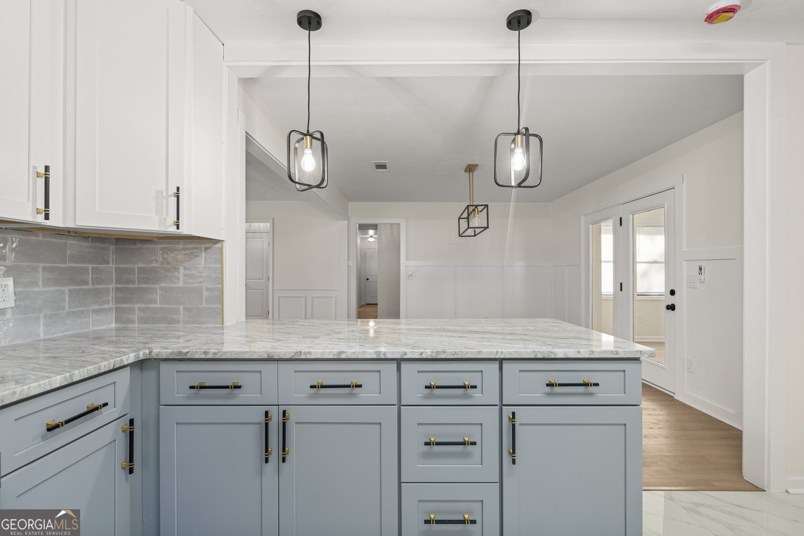 4245 North Oaks Drive Columbus - 14