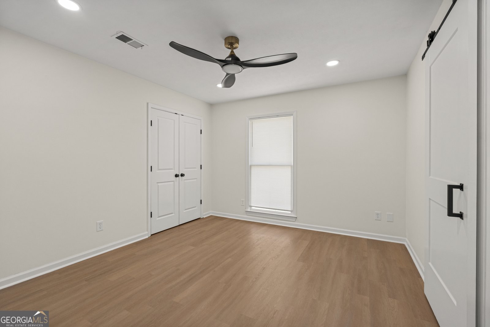 4245 North Oaks Drive Columbus - 20