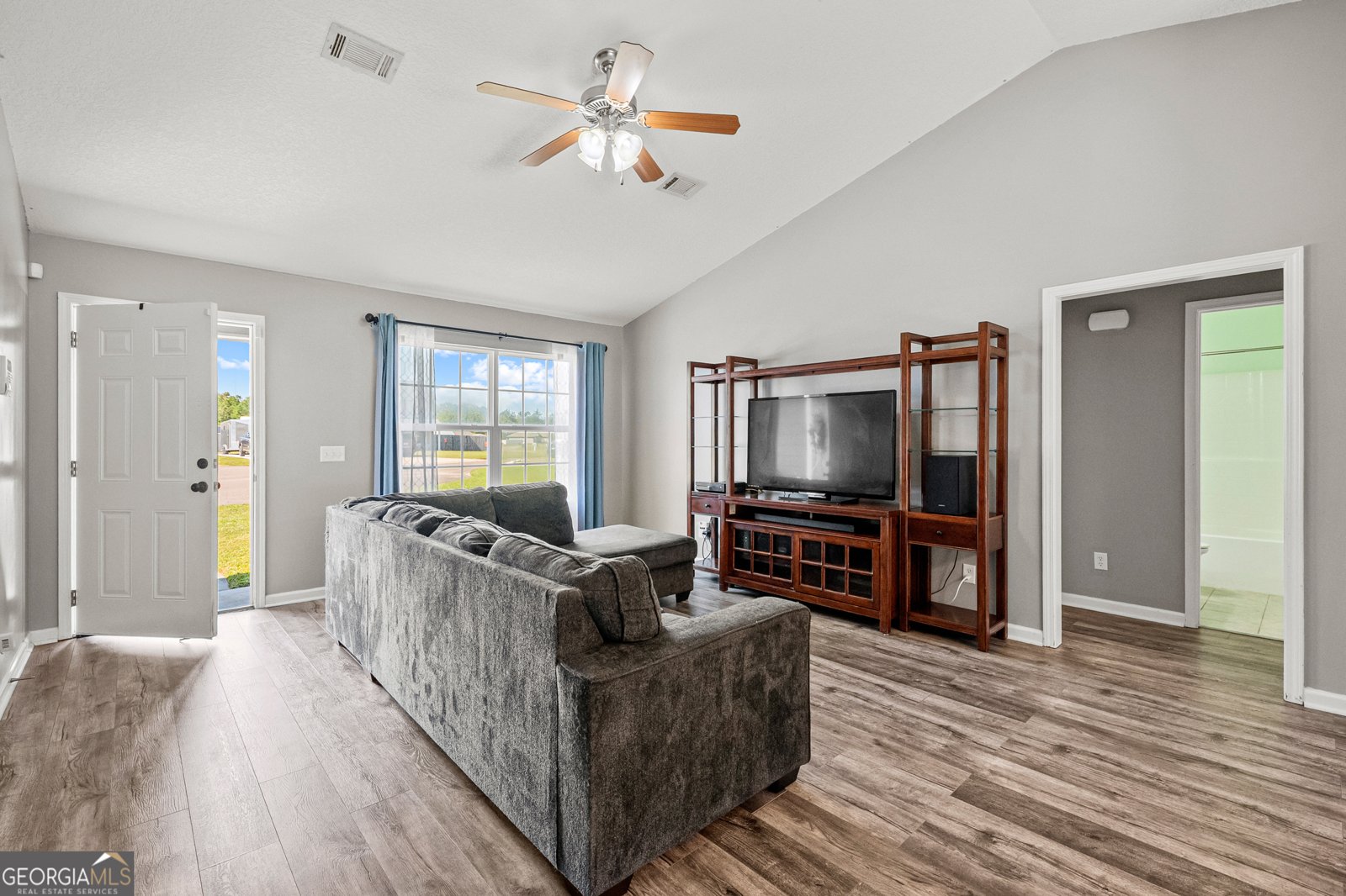 102 Pin Oak Court Kingsland - 3