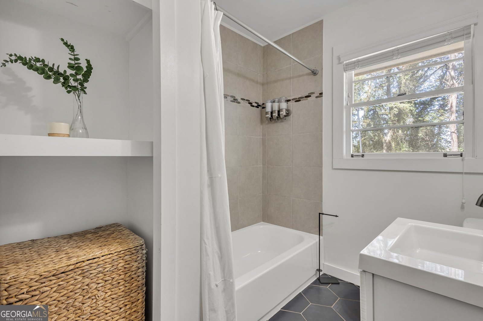 740 Custer Avenue Atlanta - 28