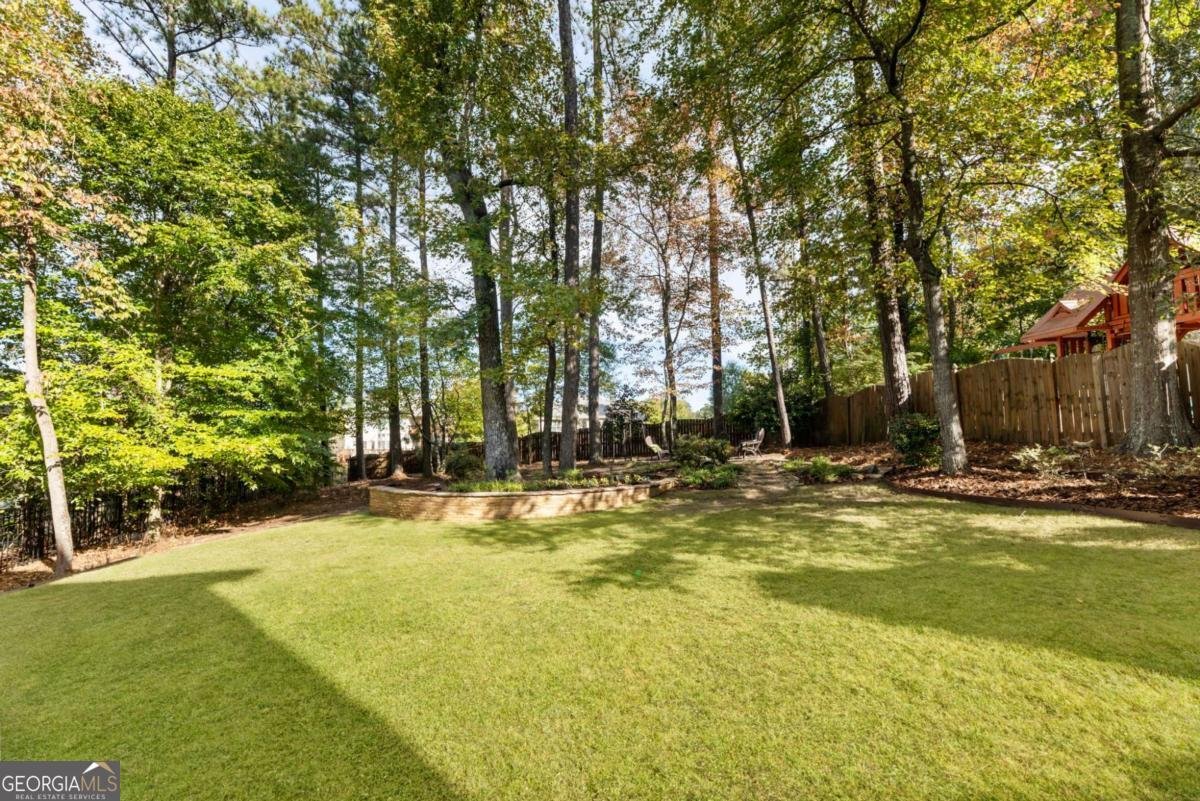 3962 Erin Drive Alpharetta - 27