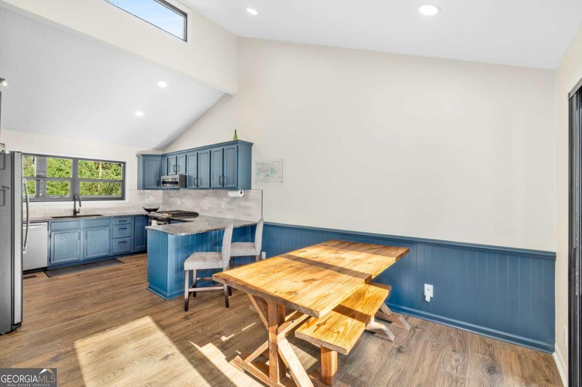 907 Andover Court Woodstock - 16