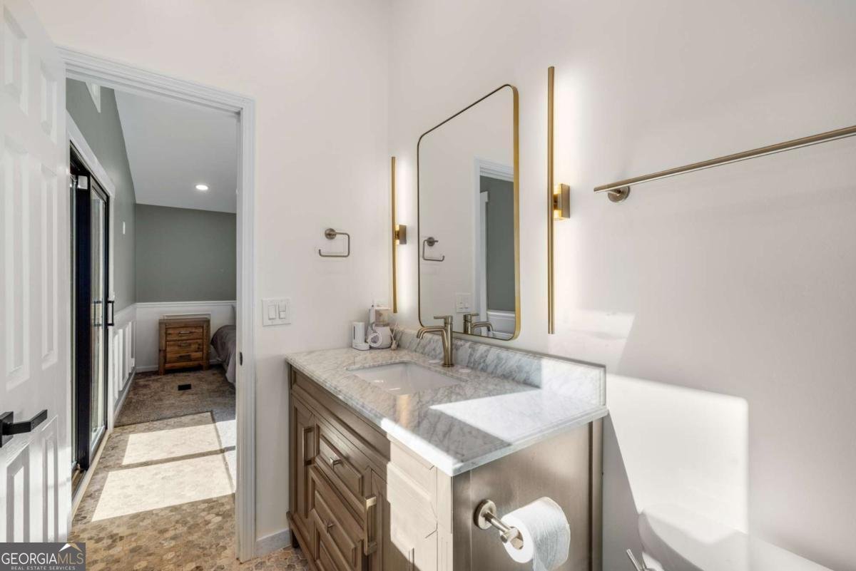 907 Andover Court Woodstock - 18