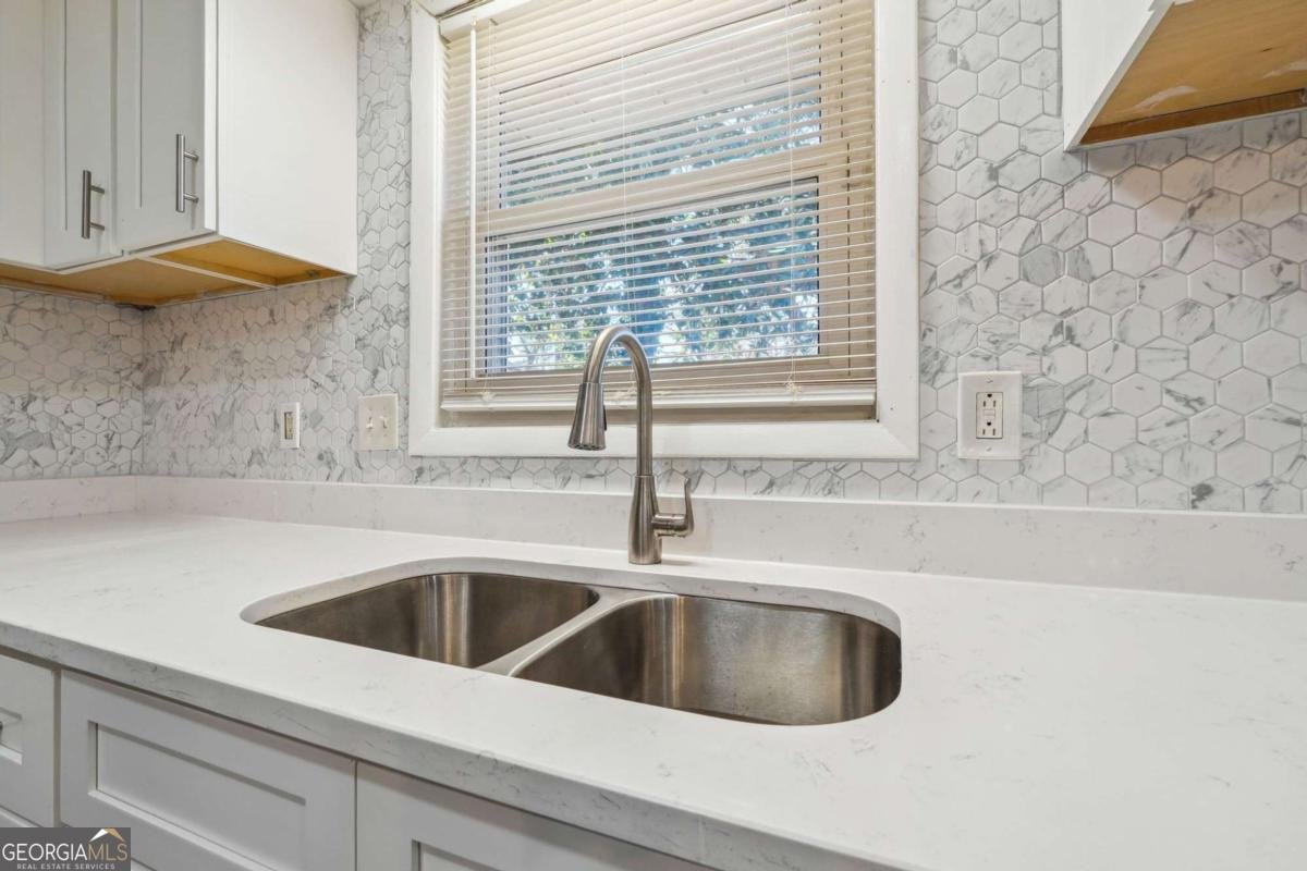 2419 Greenway Drive Decatur - 13