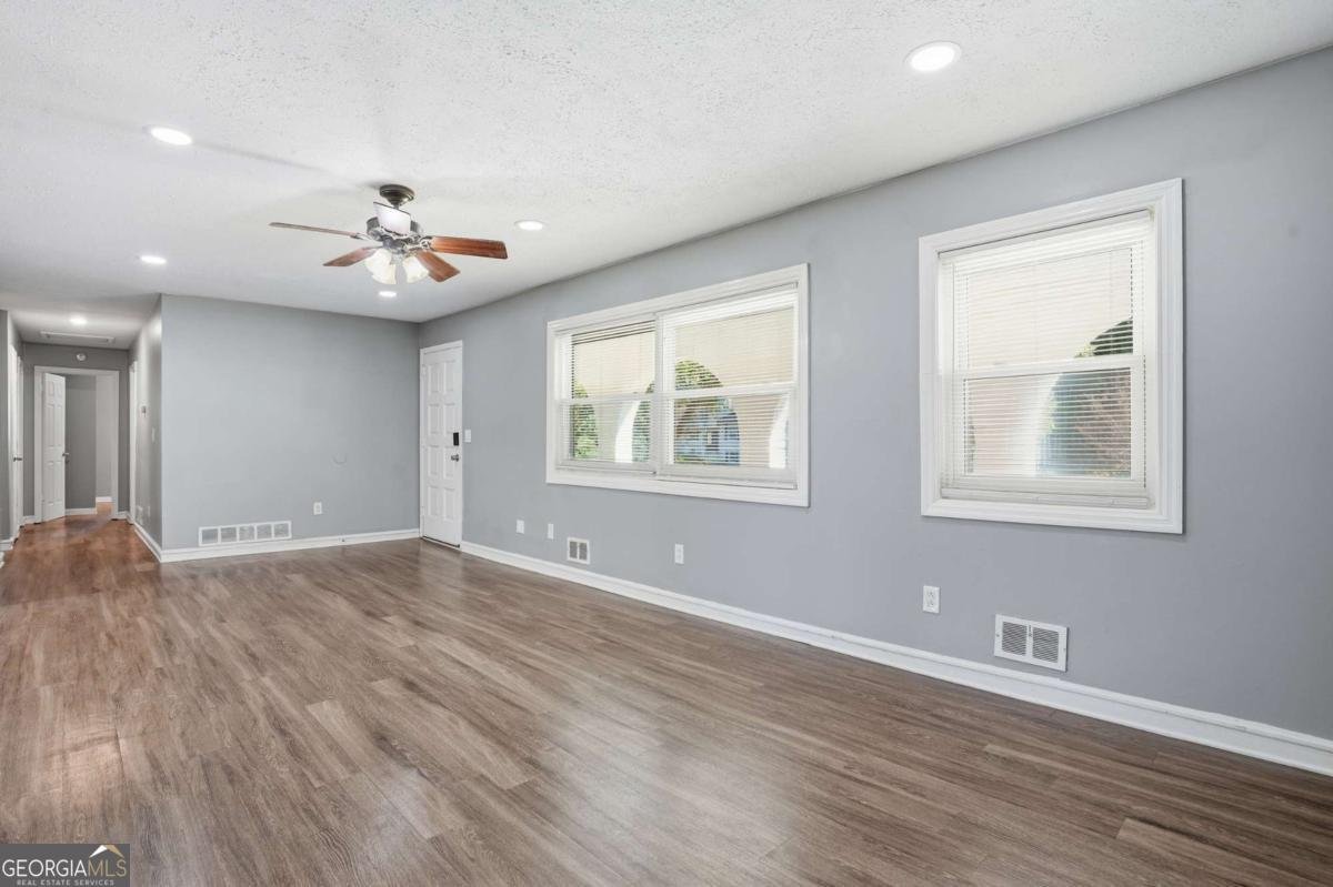 2419 Greenway Drive Decatur - 6