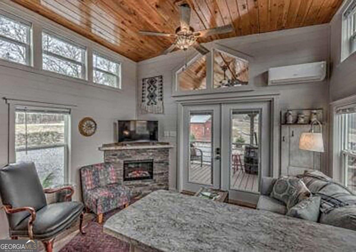 476 478 Lapidary Lane Young Harris - 24