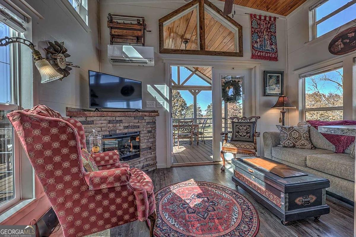 476 478 Lapidary Lane Young Harris - 5