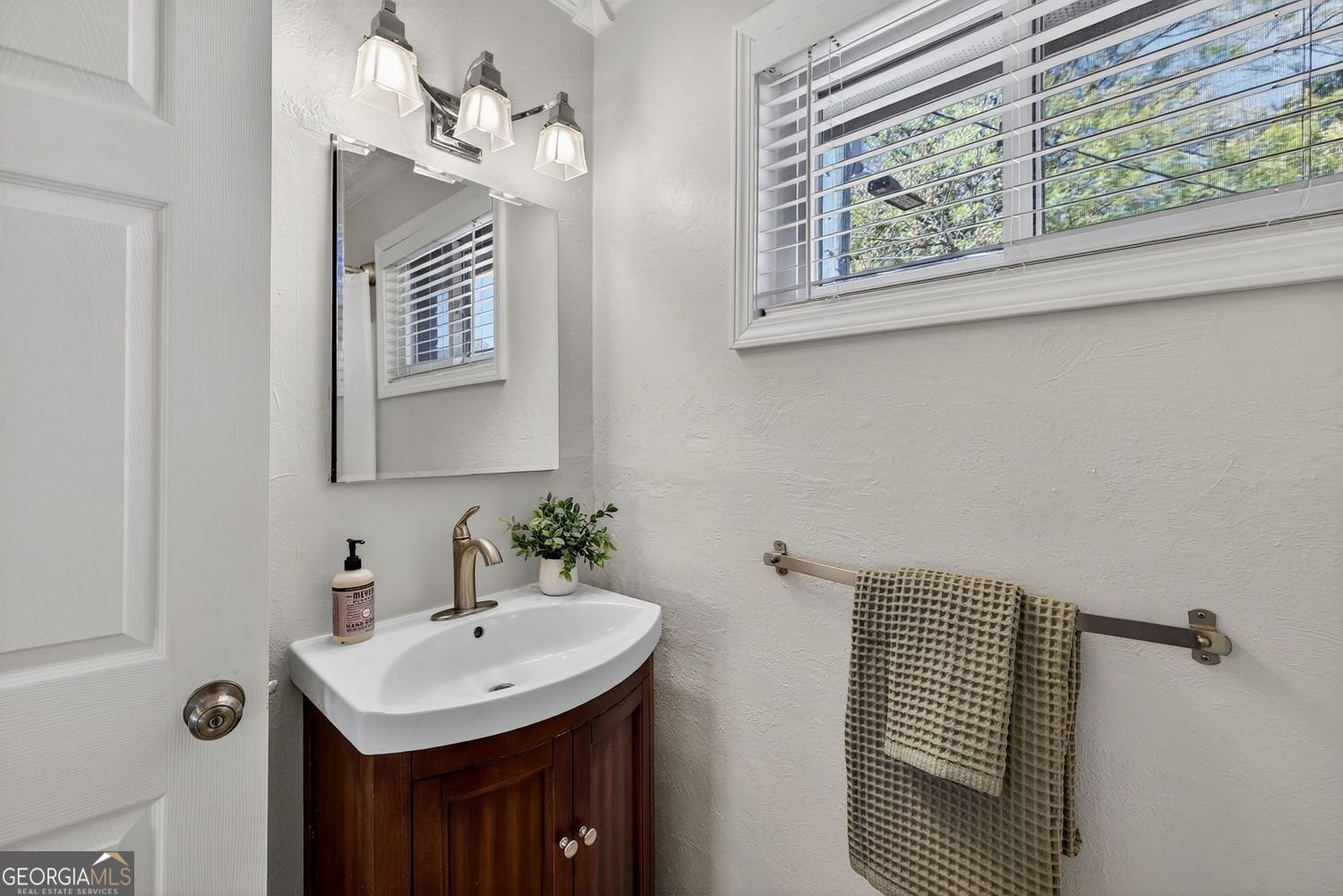 100 Biscayne Drive Atlanta - 17