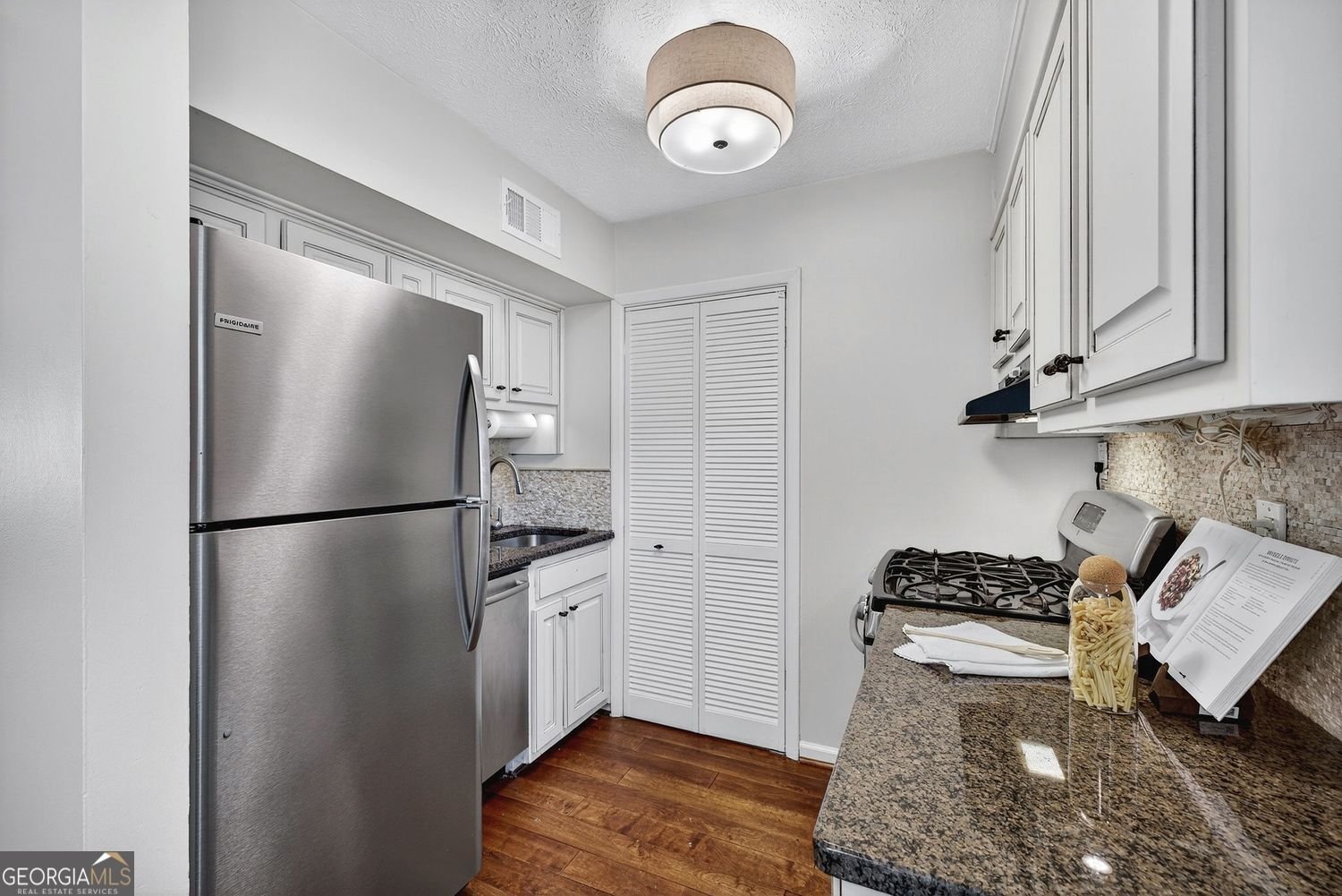 100 Biscayne Drive Atlanta - 9