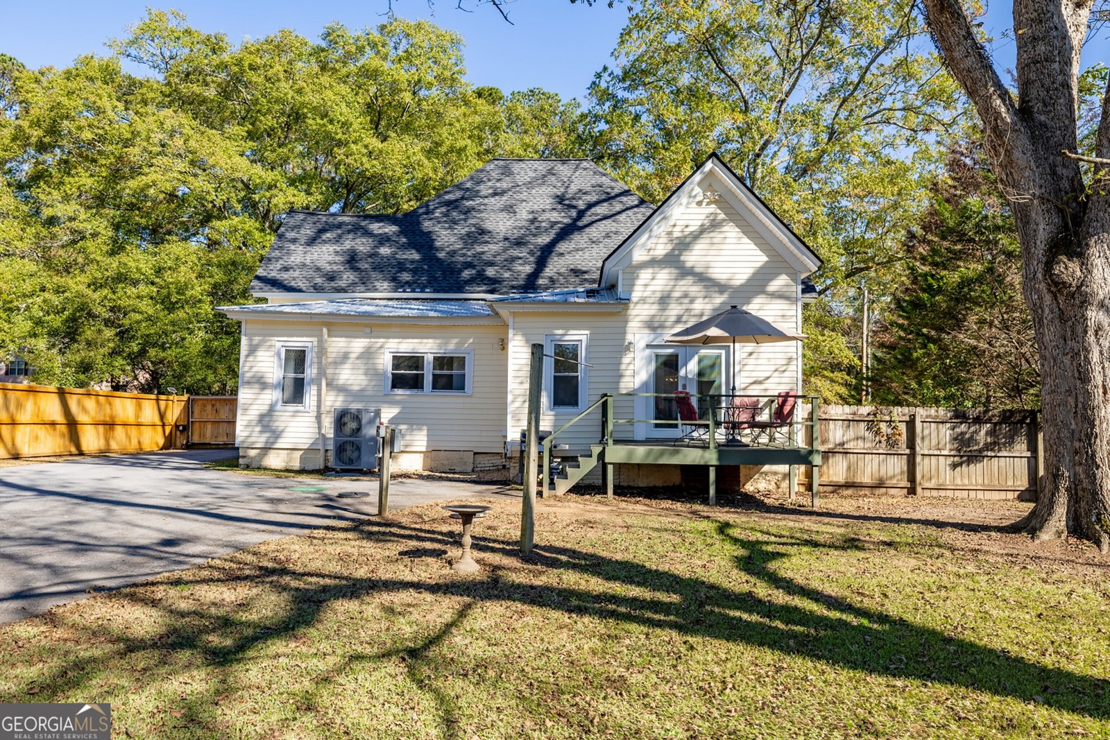 911 Highway 85 Connector Brooks - 35