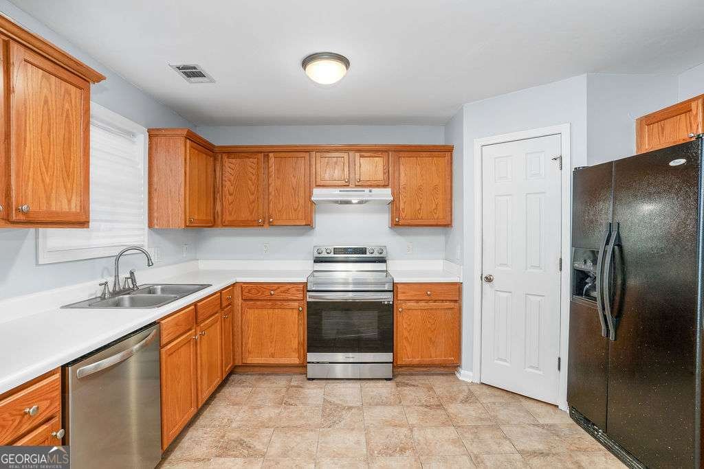 1461 ENCHANTED FOREST Drive Conley - 14