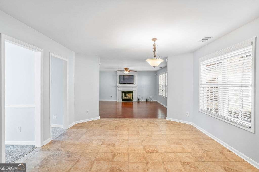 1461 ENCHANTED FOREST Drive Conley - 16