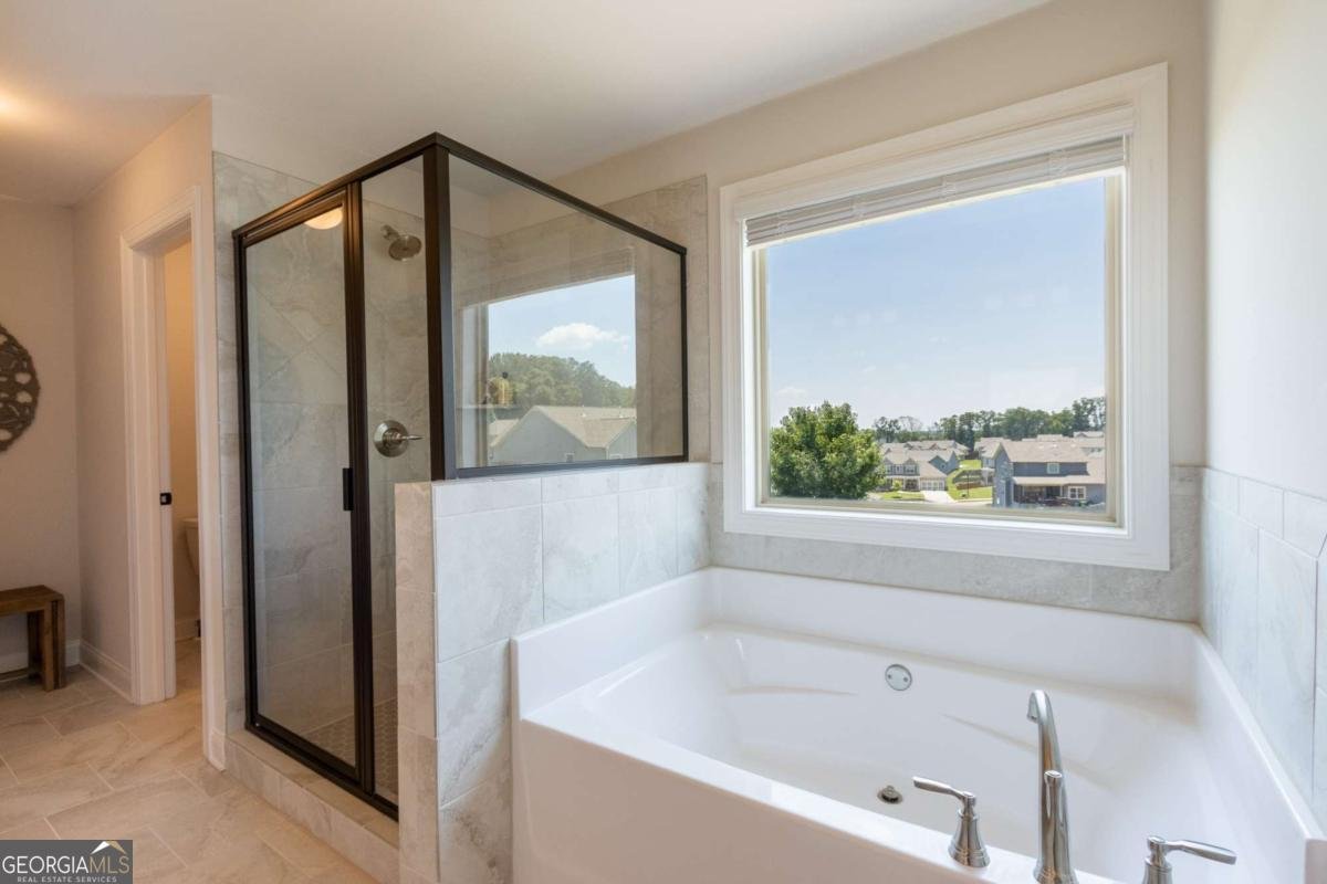 560 Calgary Downs Drive Winder - 19