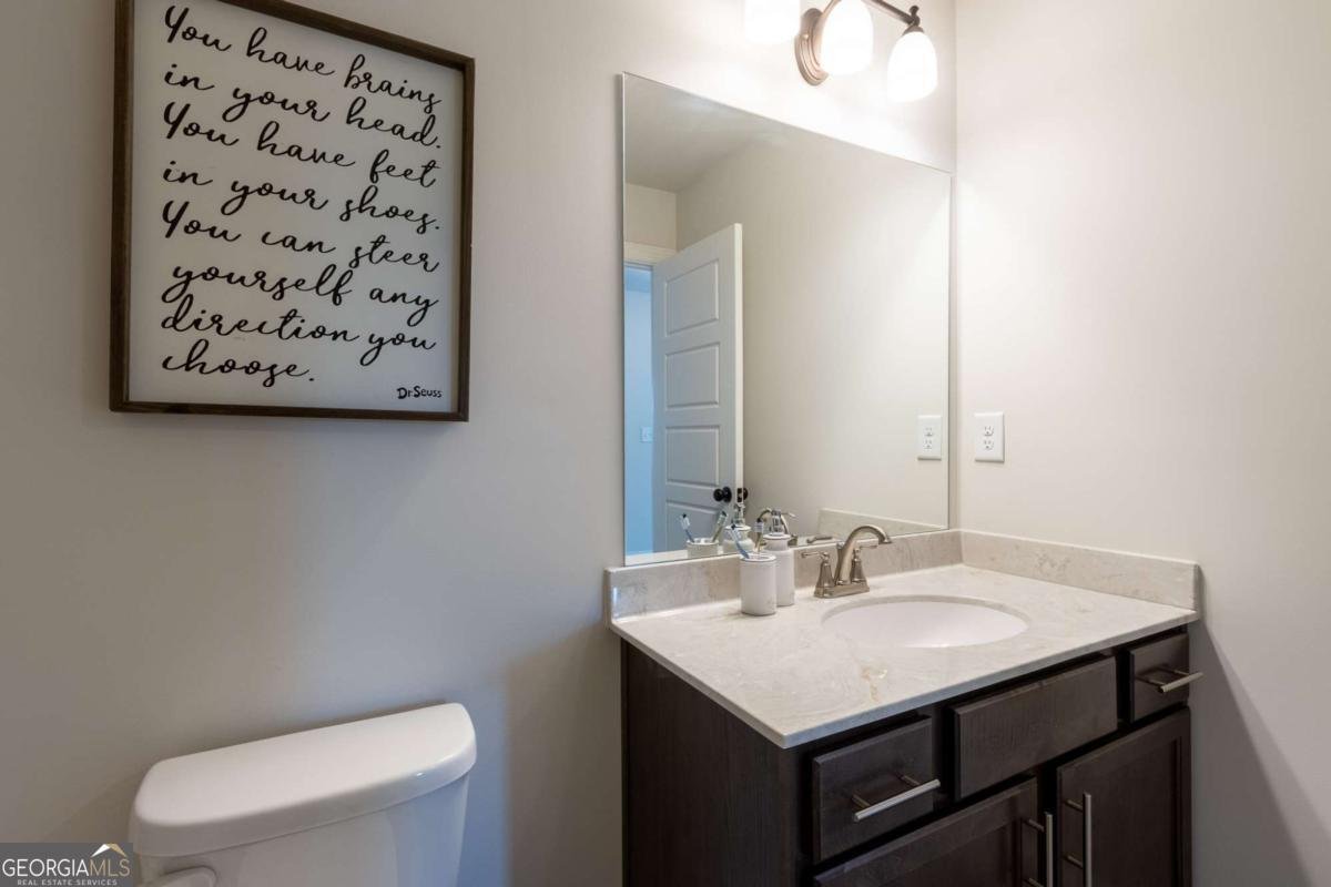 560 Calgary Downs Drive Winder - 26