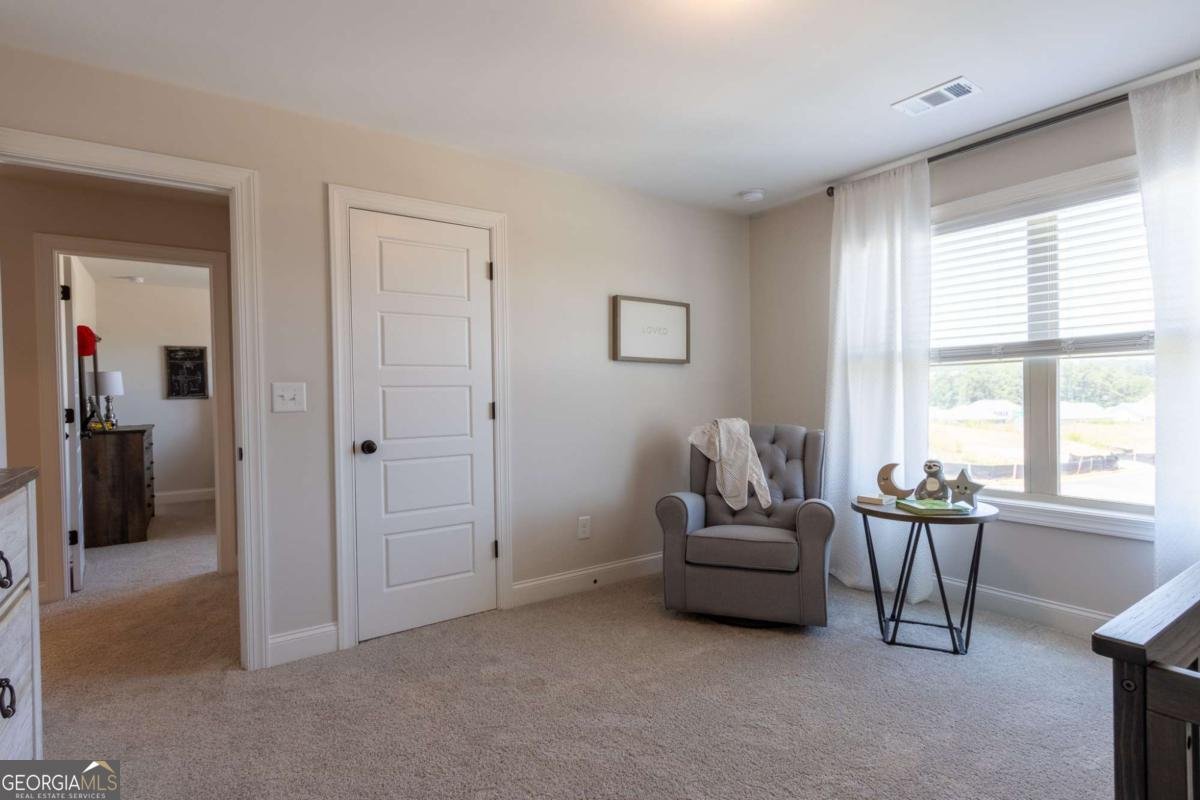 560 Calgary Downs Drive Winder - 31