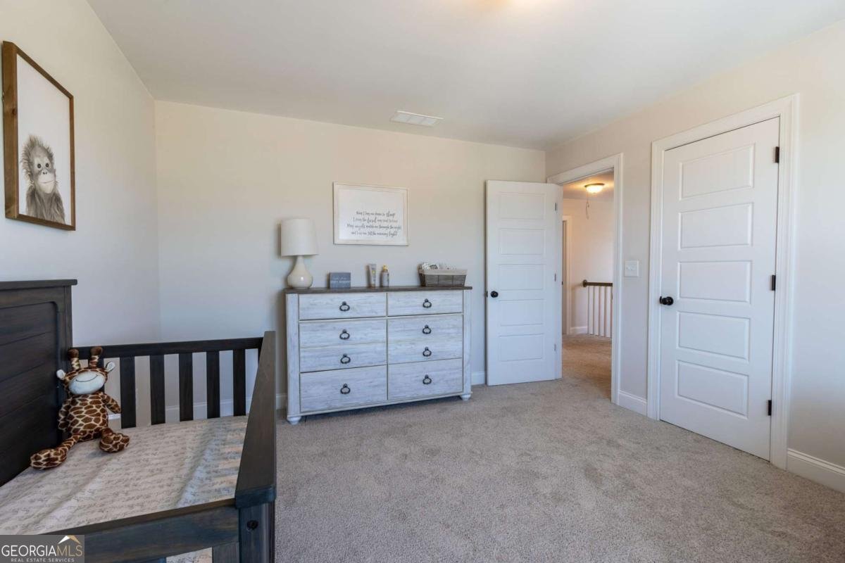 560 Calgary Downs Drive Winder - 33