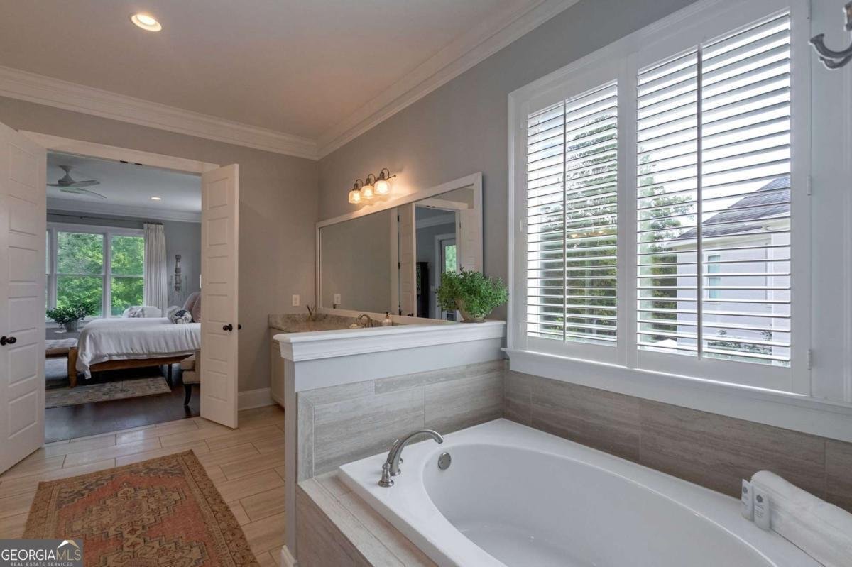 1275 Evergreen Park Statham - 13
