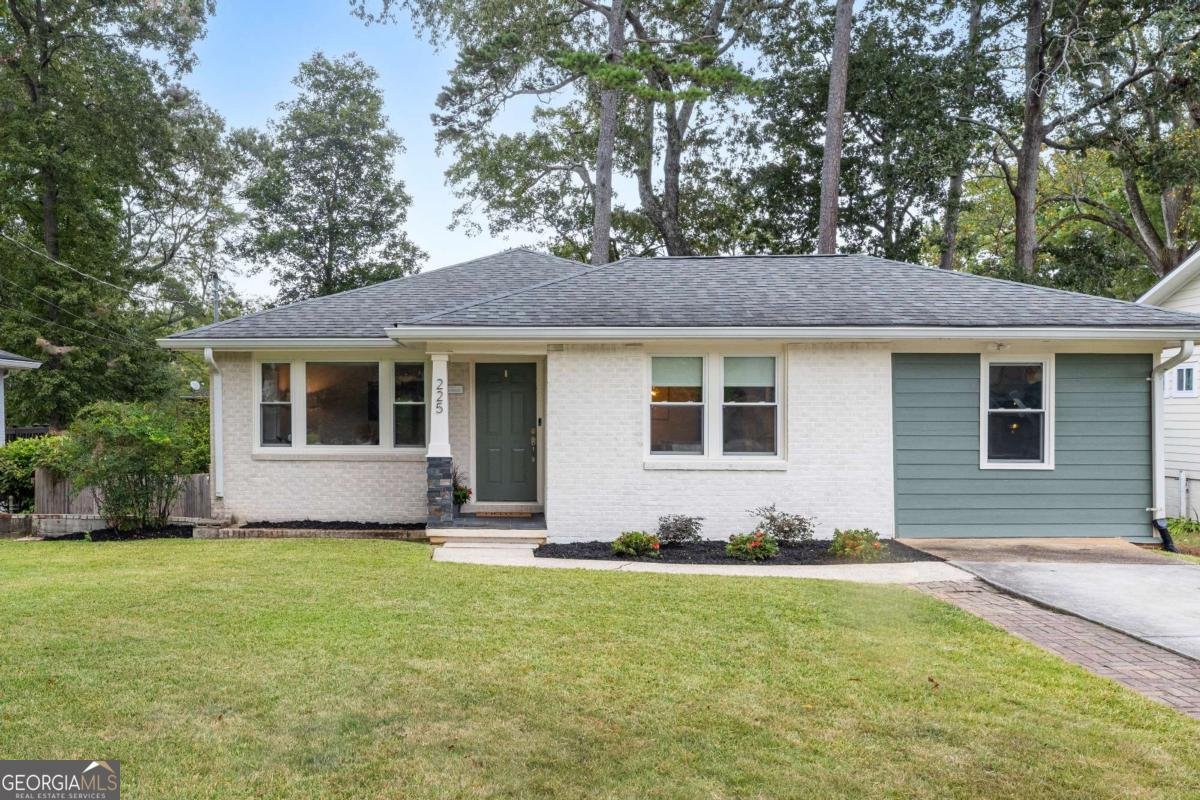 225 Martha Avenue Atlanta - 1