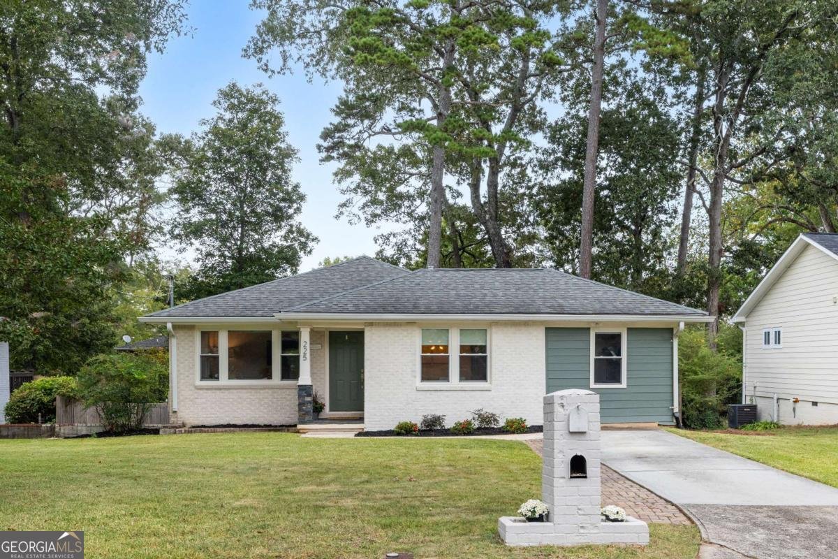 225 Martha Avenue Atlanta - 2