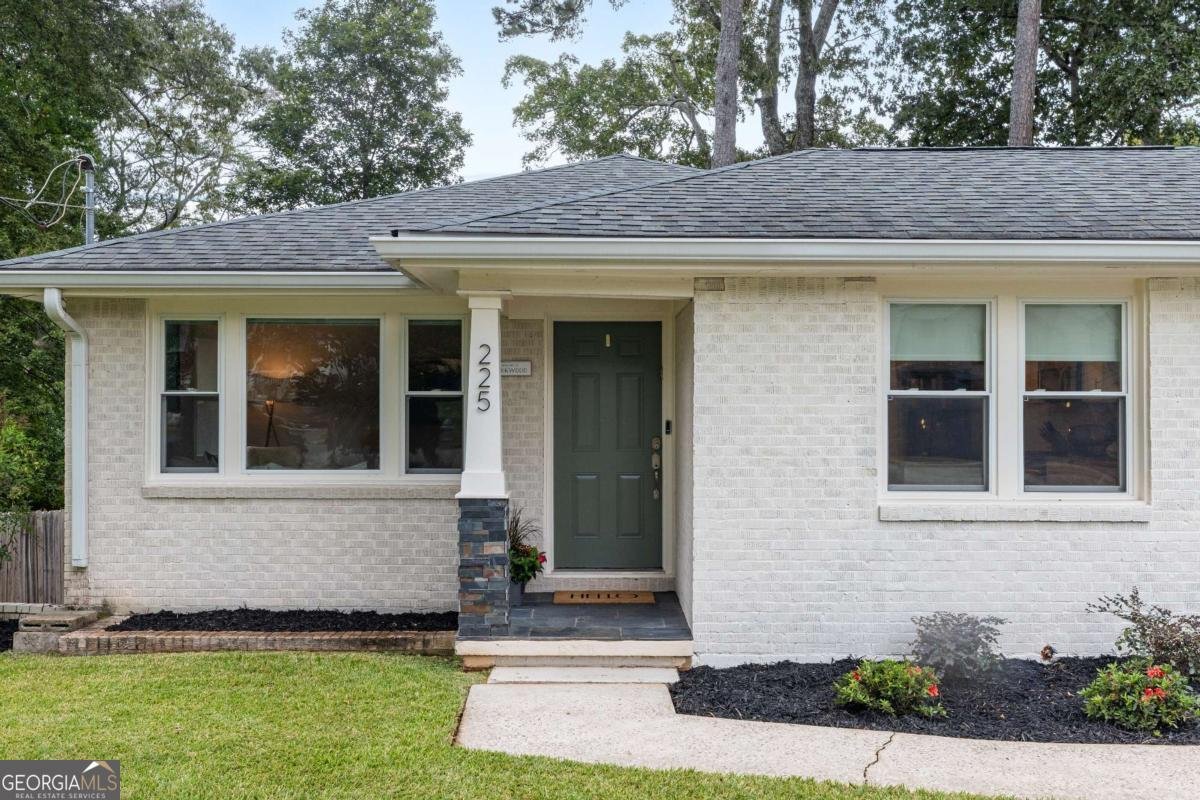 225 Martha Avenue Atlanta - 3