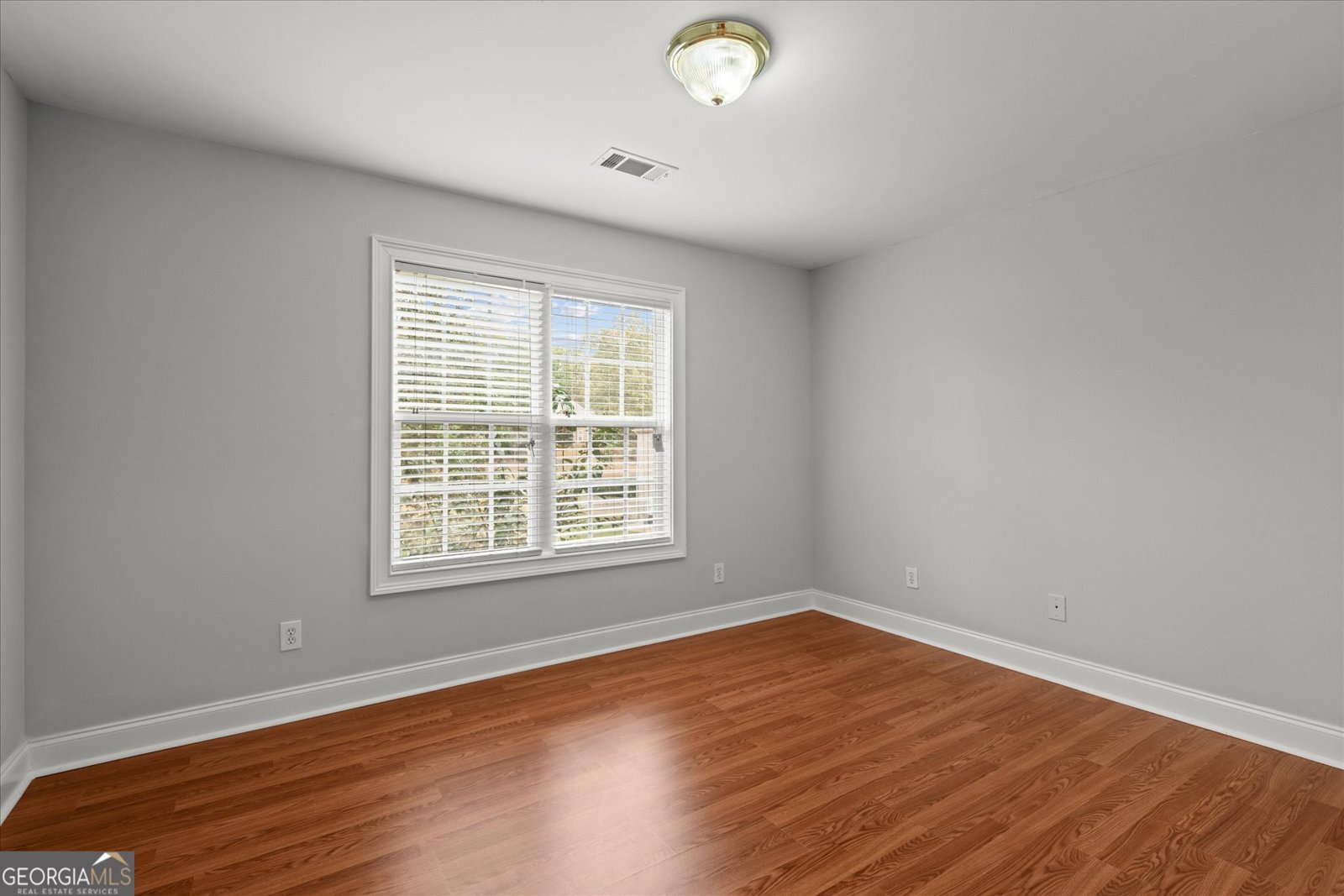 6645 Ashebrooke Drive Douglasville - 33