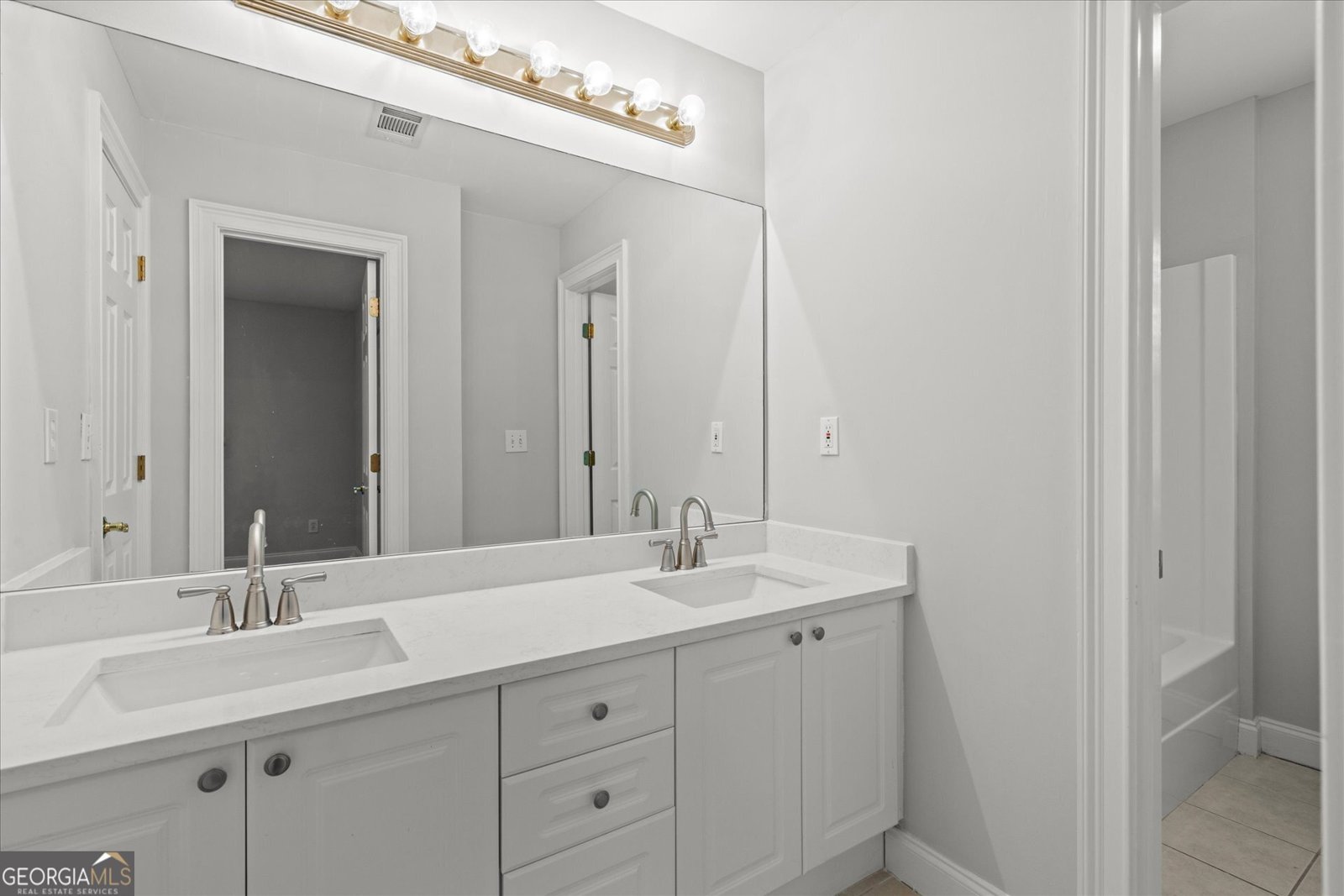 6645 Ashebrooke Drive Douglasville - 38