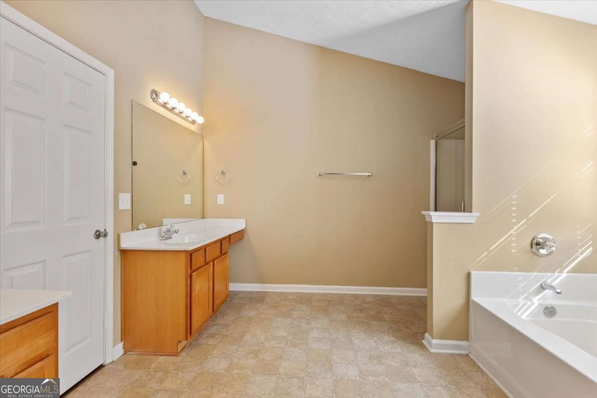 6205 Ambercrest Court Buford - 28