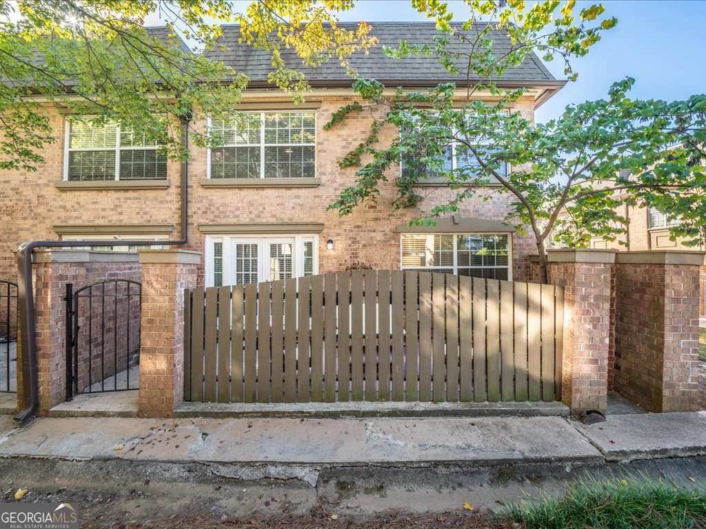 6980 Roswell Road Atlanta - 21