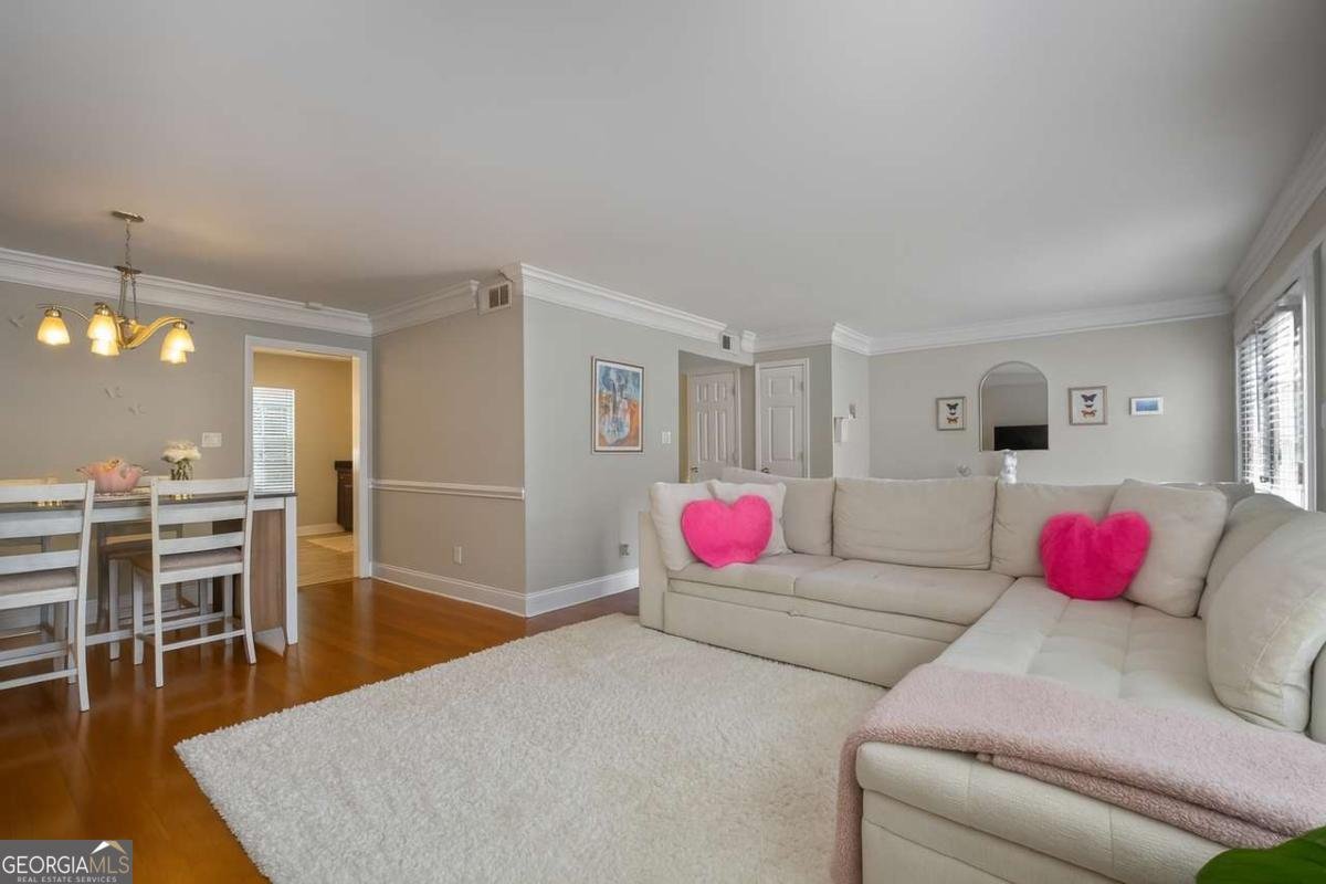 6980 Roswell Road Atlanta - 2