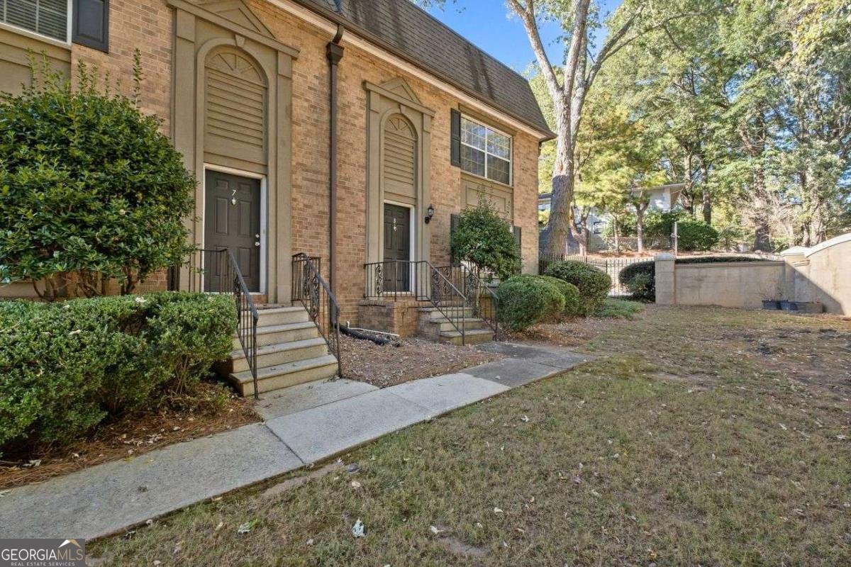 6980 Roswell Road Atlanta - 20