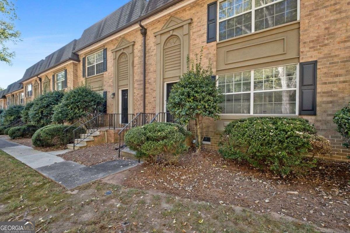 6980 Roswell Road Atlanta - 21