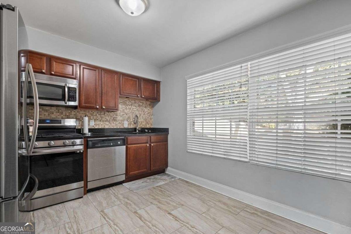6980 Roswell Road Atlanta - 6