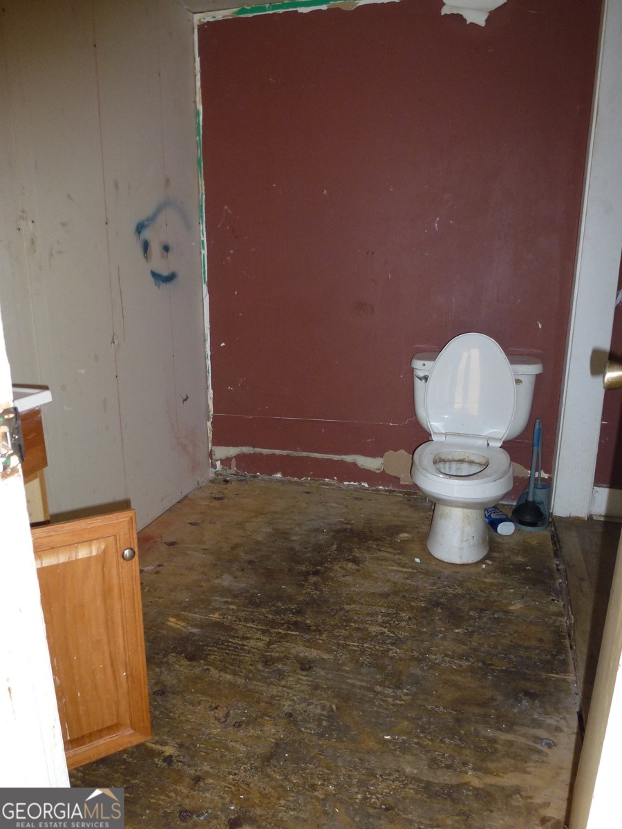 326 River Street Claxton - 9