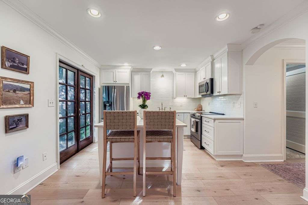 70 Old Ivy Road Atlanta - 11